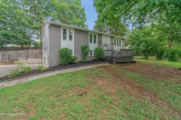 10005 Hempshire Drive, Knoxville, TN 37922