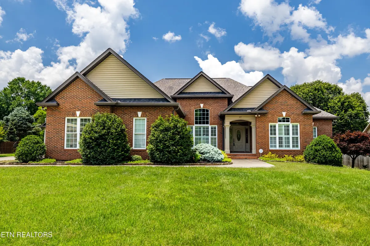 227 Pinecrest Circle, Maryville, TN 37803 - #1