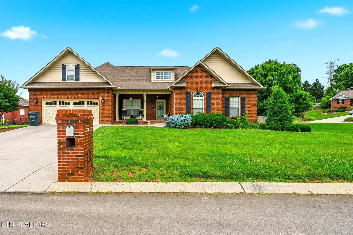 3047 S Hampton Way, Maryville, TN 37803 - #1