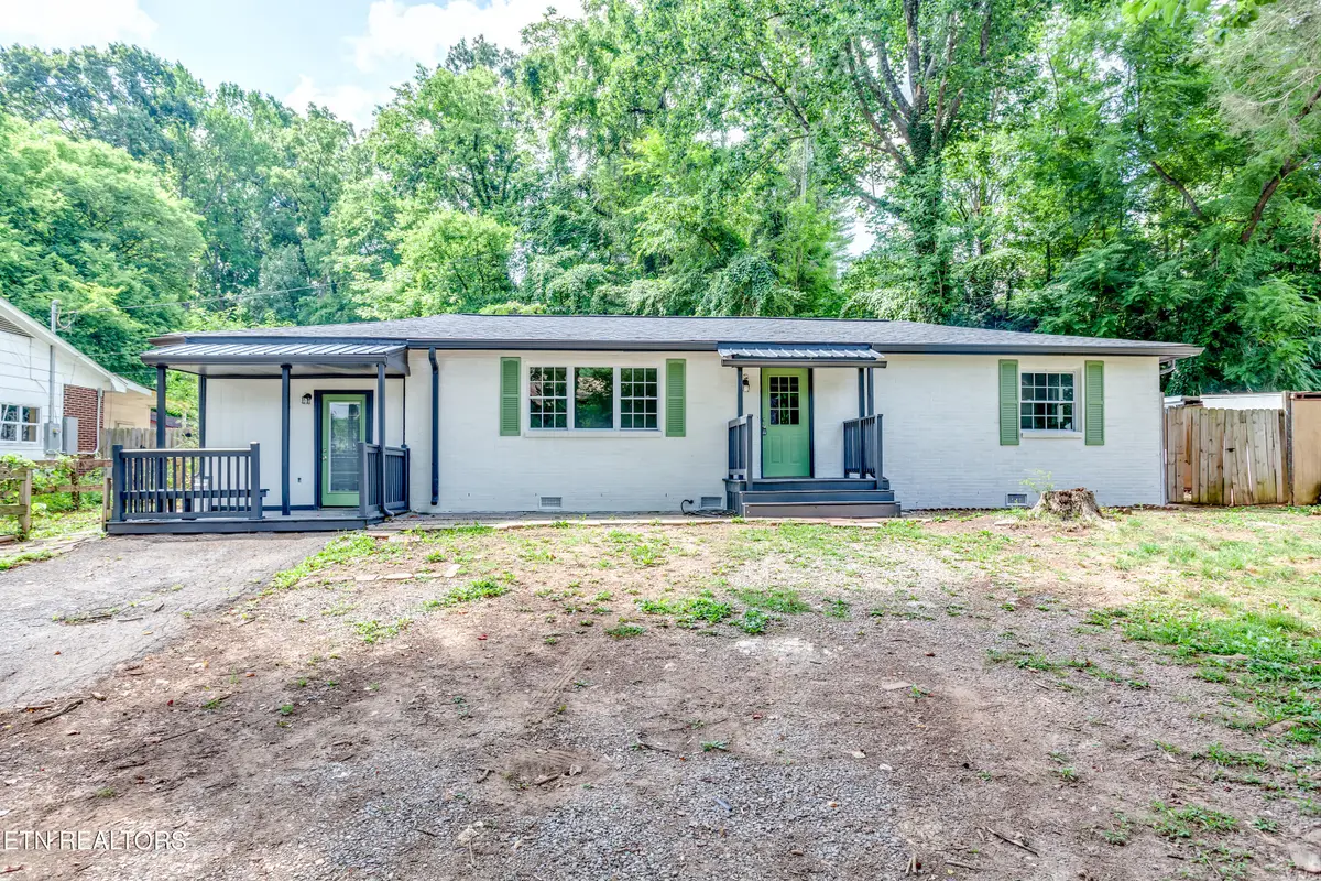 2316 W Patrick Ave, Maryville, TN 37804 - #1