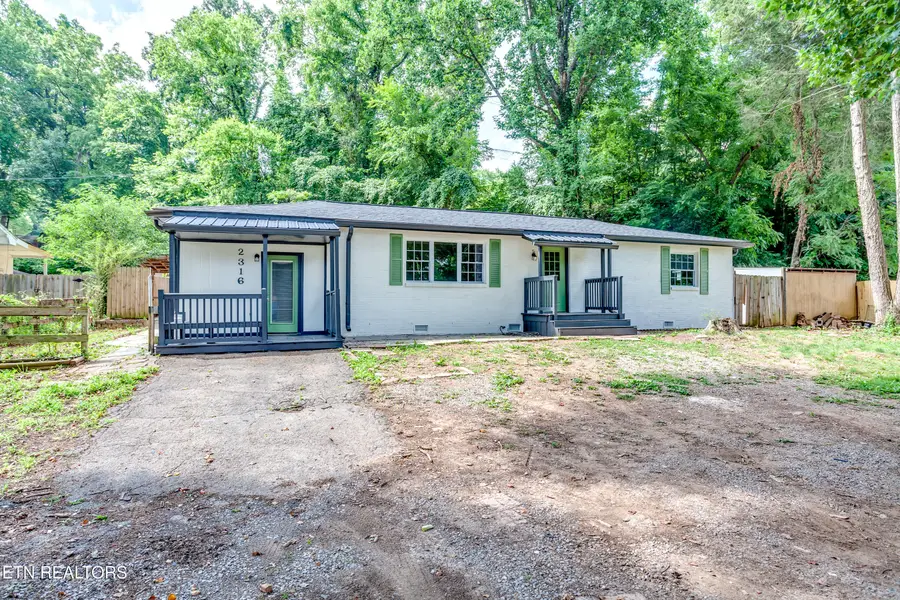 2316 W Patrick Ave, Maryville, TN 37804 - #2