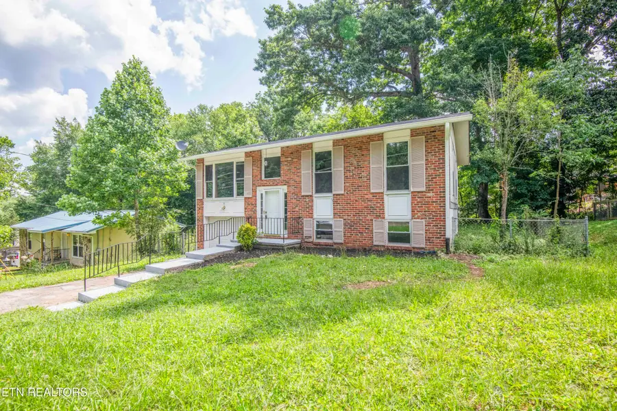 6516 Ellesmere Drive, Knoxville, TN 37921 - #2