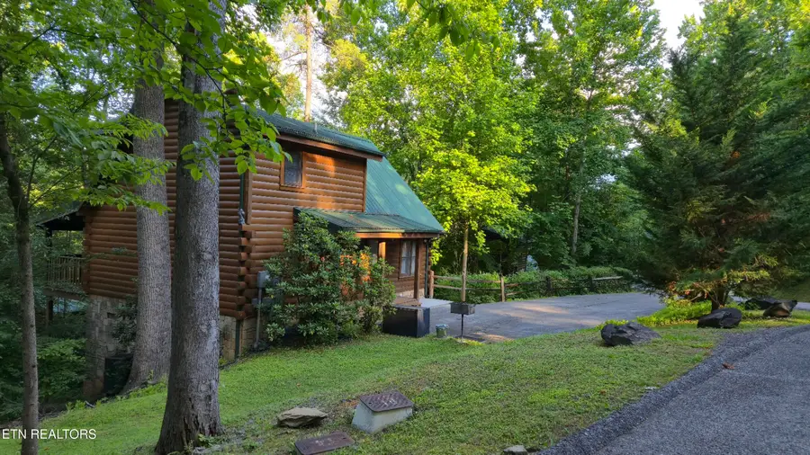 742 Yona Trail Way, Gatlinburg, TN 37738 - #3