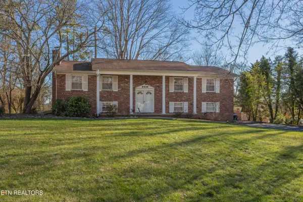 9528 Gulf Park Drive, Knoxville, TN 37923