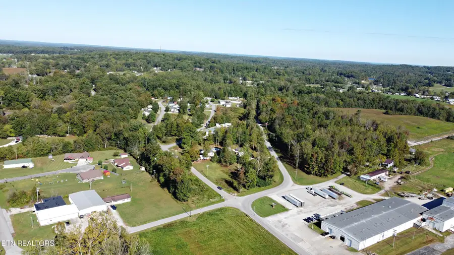 Edgewood Blvd, Oneida, TN 37841 - #2