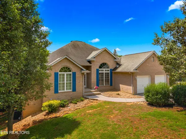 211 Mariners Way, Dandridge, TN 37725