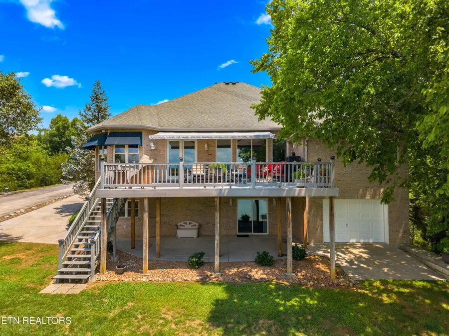 211 Mariners Way, Dandridge, TN 37725 - #3