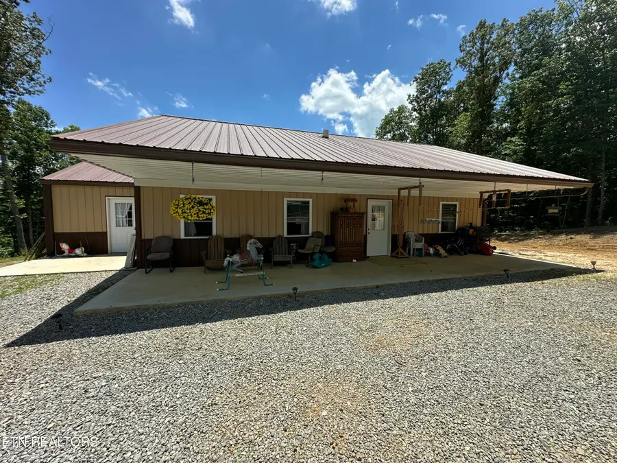 1561 Coon Hollow Rd, Sunbright, TN 37872 - #2