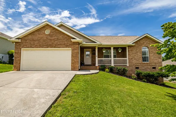 4123 Oakstone Lane, Knoxville, TN 37918
