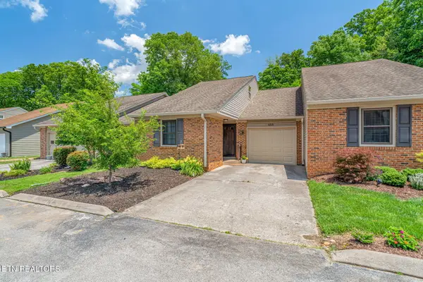 453 Amanda Circle, Knoxville, TN 37922