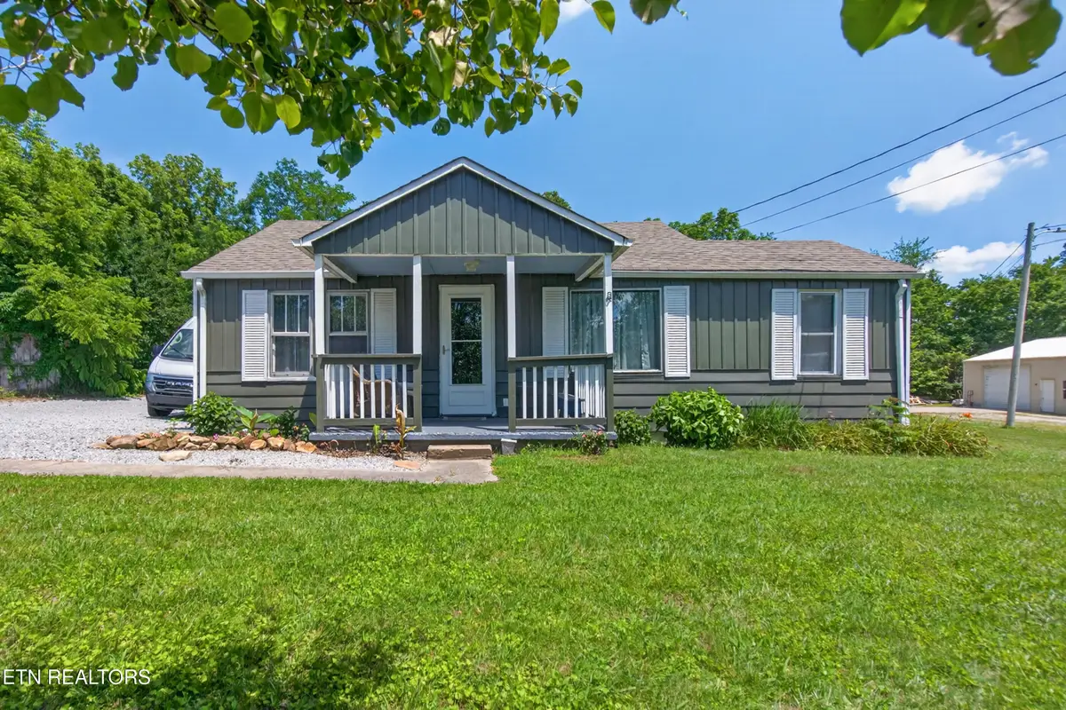 986 Sparta Hwy, Crossville, TN 38572 - #1
