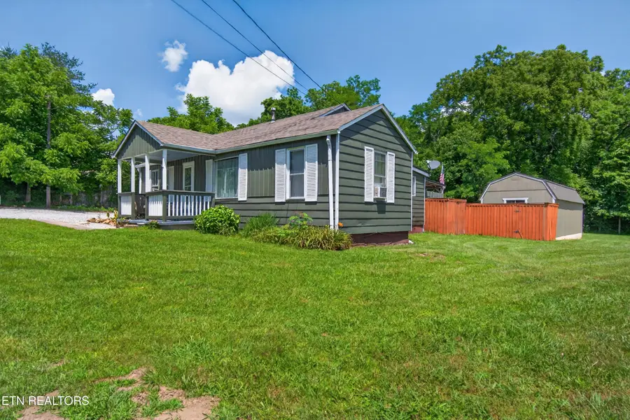 986 Sparta Hwy, Crossville, TN 38572 - #2