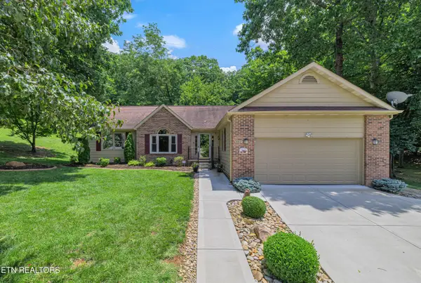 6811 Hunters Tr, Knoxville, TN 37921