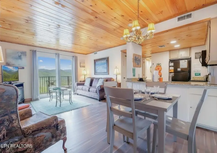 3710 Weber Rd #B202, Gatlinburg, TN 37738 - #2
