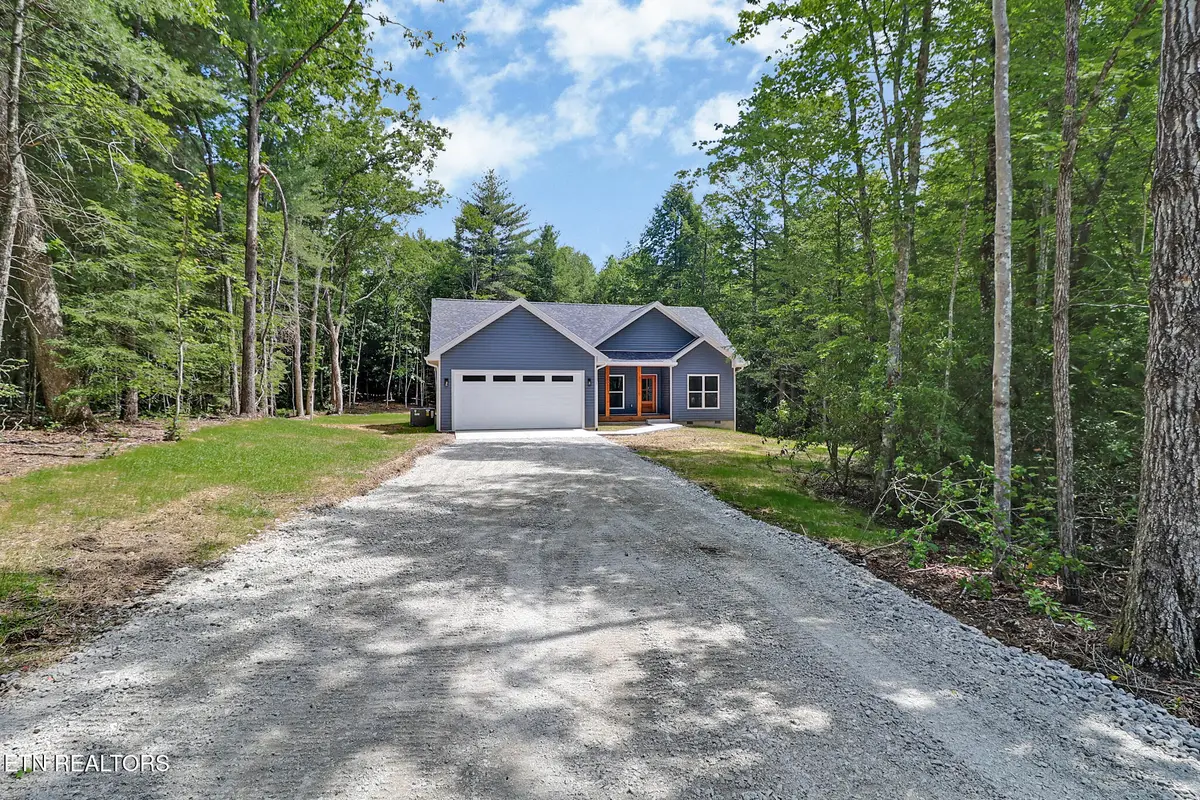 373 Georgee Rd, Jamestown, TN 38556 - #1