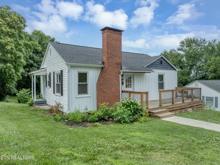 115 S Everett High Rd, Maryville, TN 37804 - #3