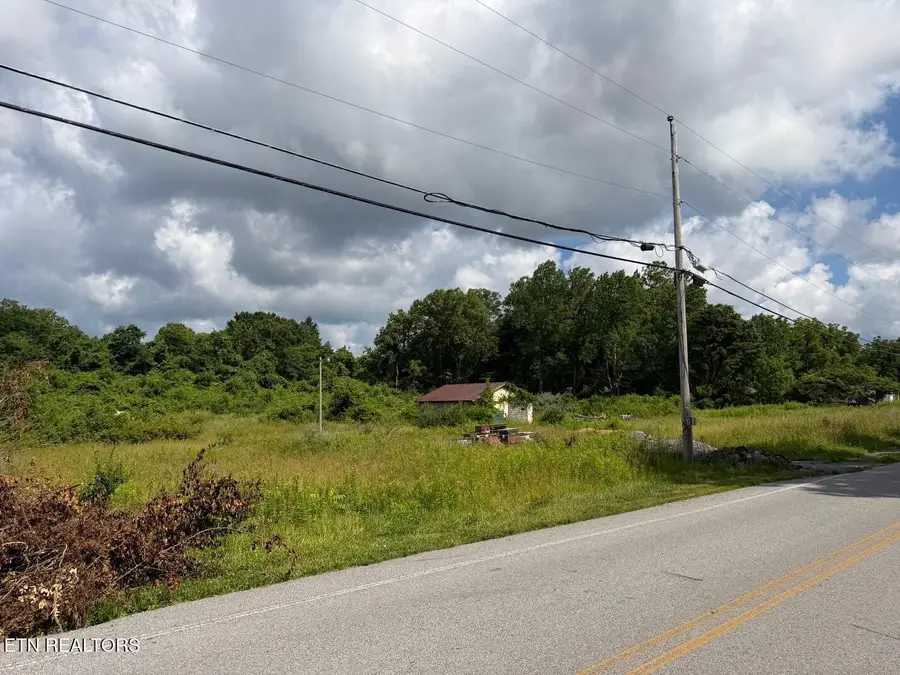 244 Old Mail Rd, Crossville, TN 38555 - #3