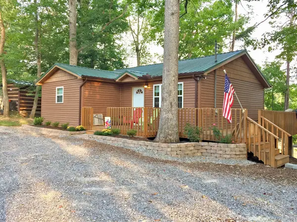 1633 Tucson Tr, Dandridge, TN 37725
