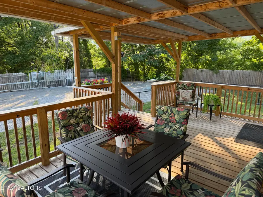 228 Williams Rd, Seymour, TN 37865 - #2