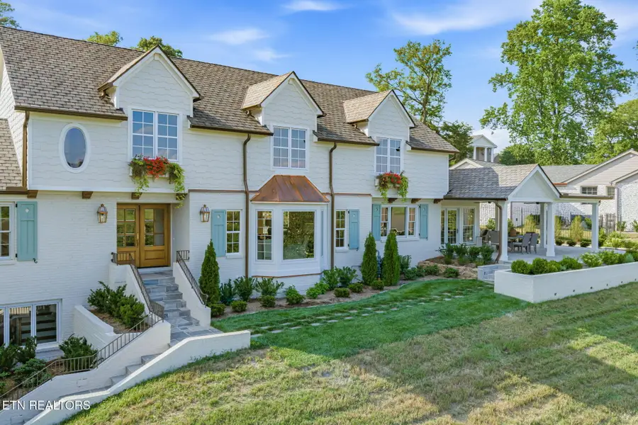3403 Lake View Drive, Knoxville, TN 37919 - #3