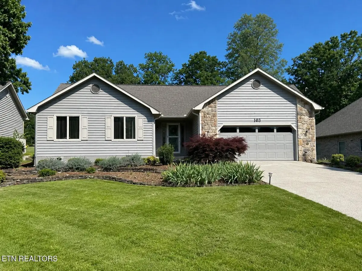 161 Greenwood Rd, Crossville, TN 38558 - #1