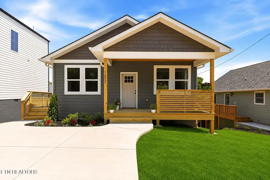 1620 Rugby Ave, Knoxville, TN 37920 - #2