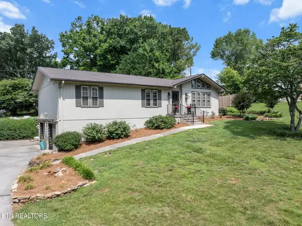 1229 Southbreeze Circle, Knoxville, TN 37919