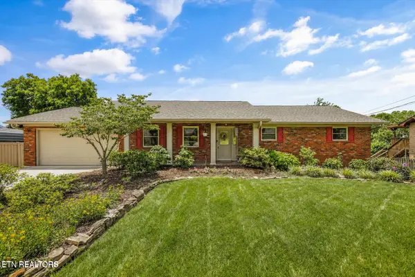 7517 Temple Acres Drive, Knoxville, TN 37938