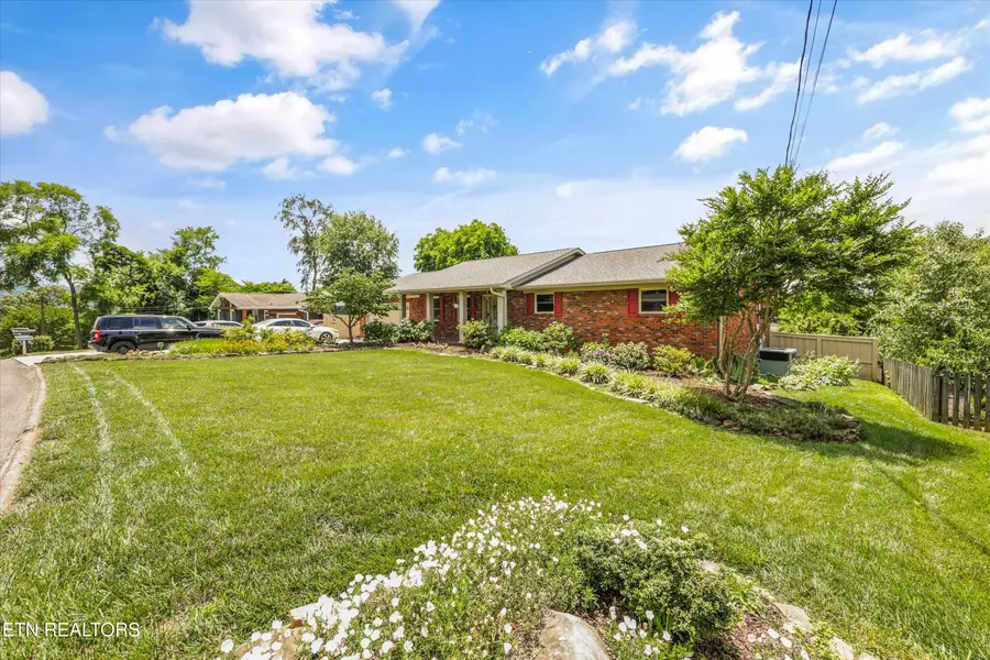 7517 Temple Acres Drive, Knoxville, TN 37938 - #2