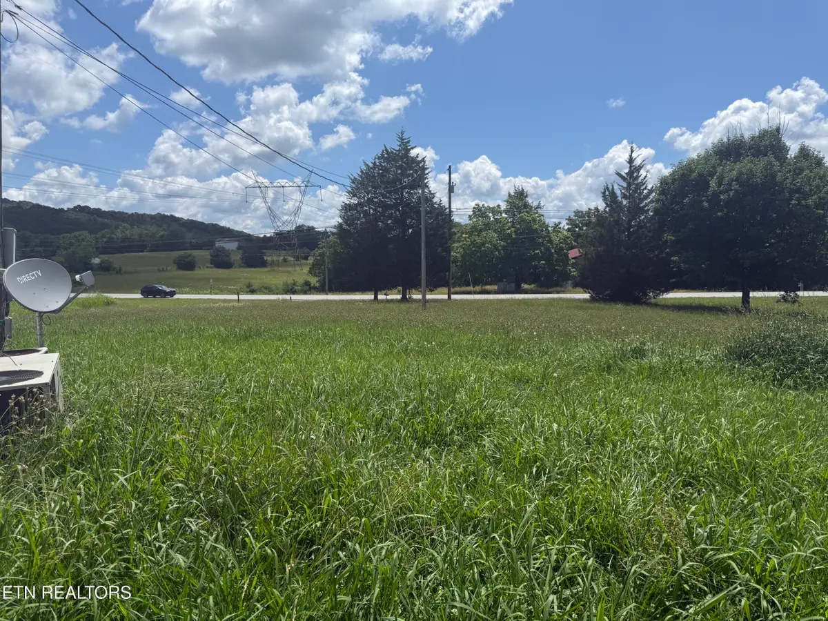 1550 Broadway Drive, Bean Station, TN 37708 - #1
