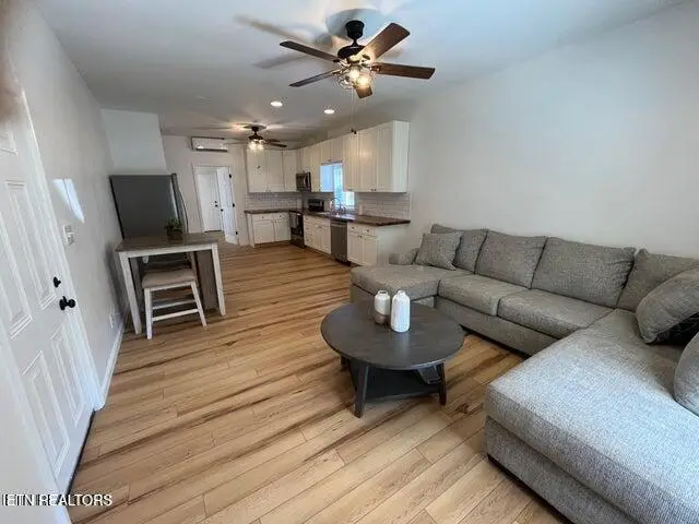 1231 Callaway St, Knoxville, TN 37921 - #3