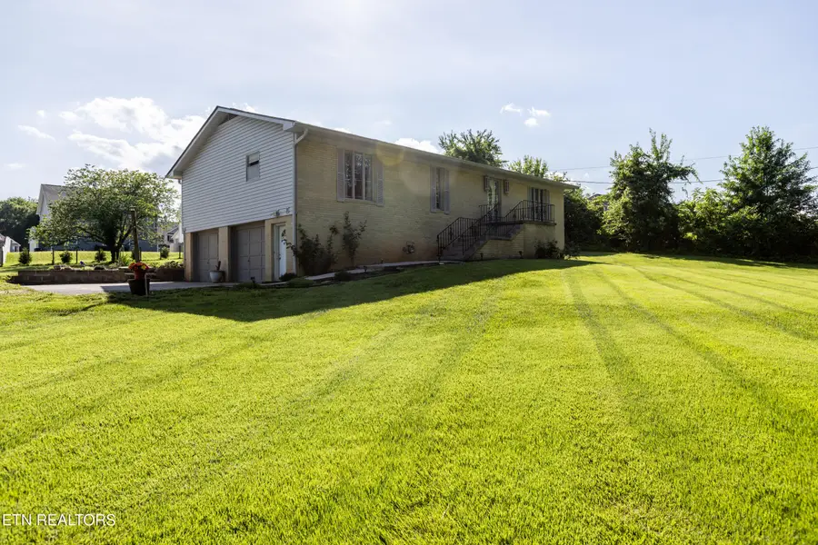 7409 Blacks Ferry Rd, Knoxville, TN 37931 - #2