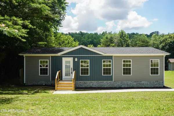 425 Abbott Rd, Lenoir City, TN 37771