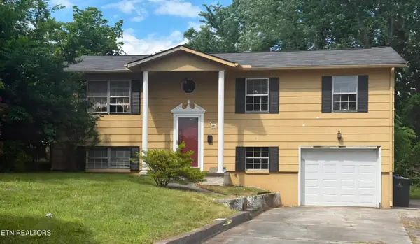 1716 Garden View Lane, Knoxville, TN 37912