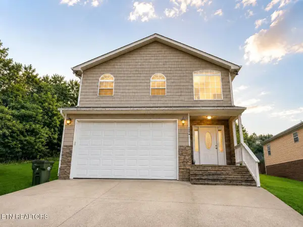 1544 Patricia Holt Drive, Sevierville, TN 37862