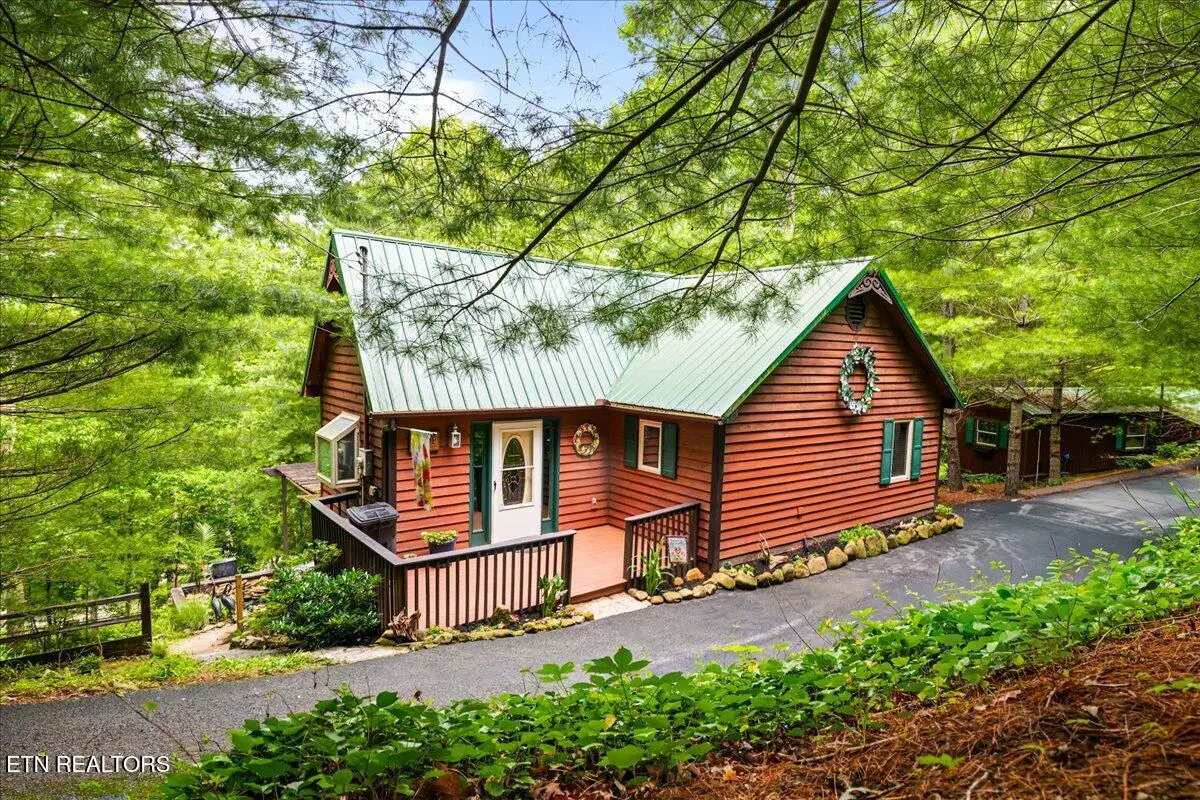 274 Pearl Rd, Lafollette, TN 37766 - #1