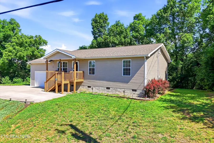 1044 Lake Smoky Rd, Sevierville, TN 37876 - #2