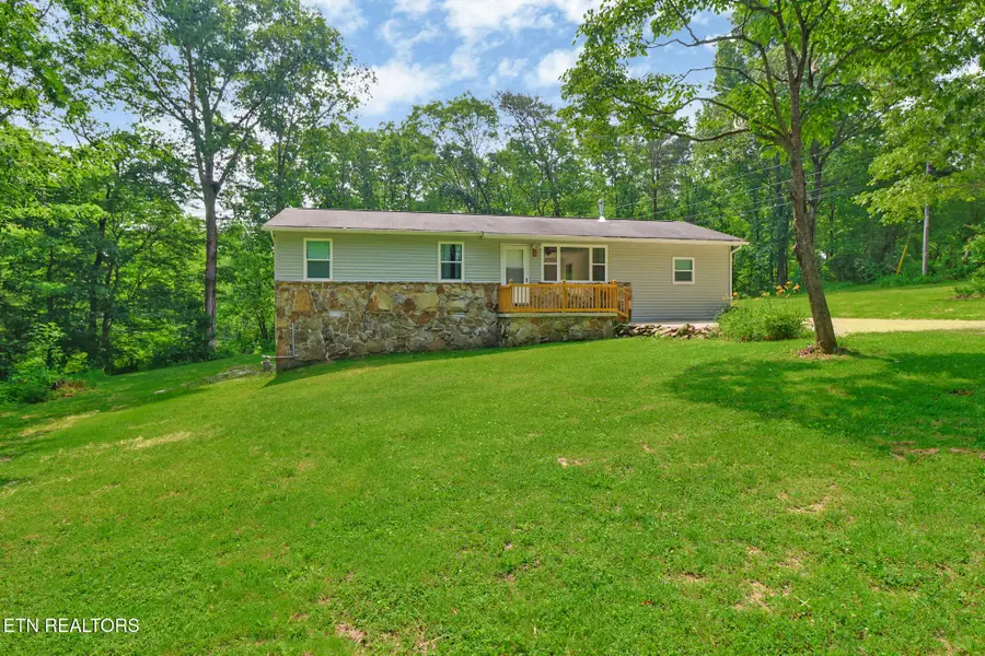 484 Kerrigan Rd, Crossville, TN 38555 - #3