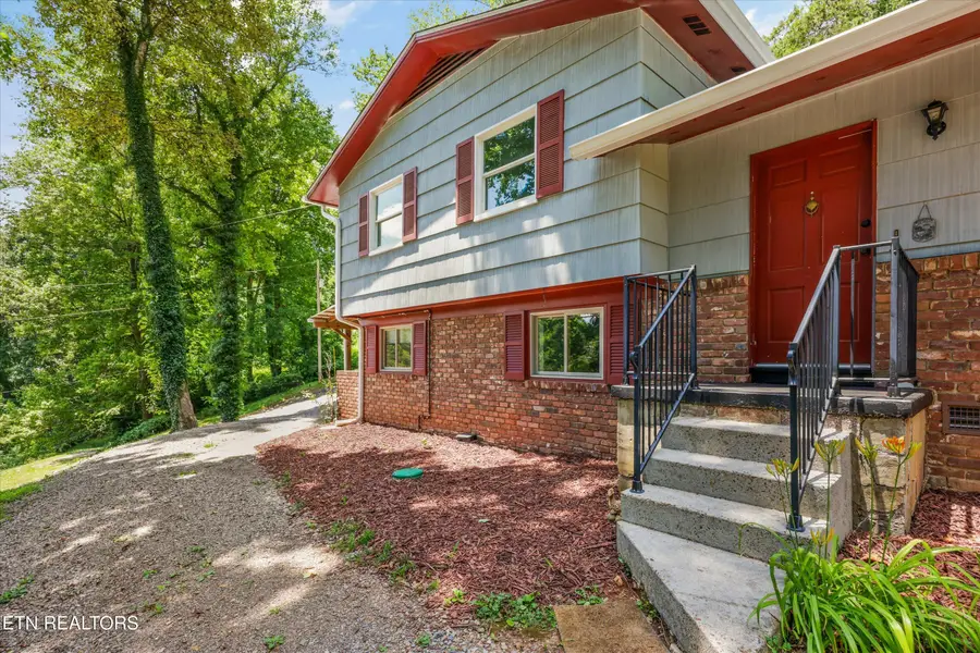 410 Sherwood Estates Circle, Clinton, TN 37716 - #3