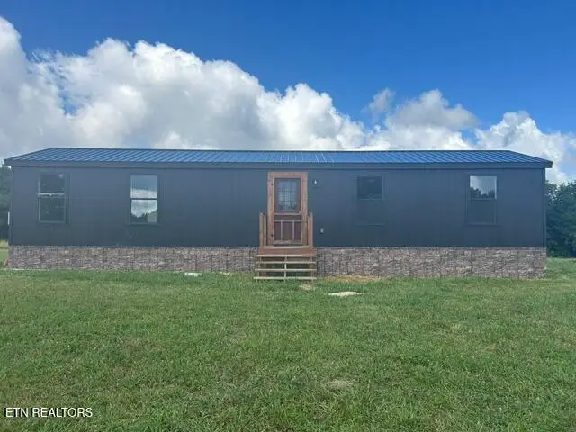 367 Christenson Rd, Deer Lodge, TN 37726 - #2