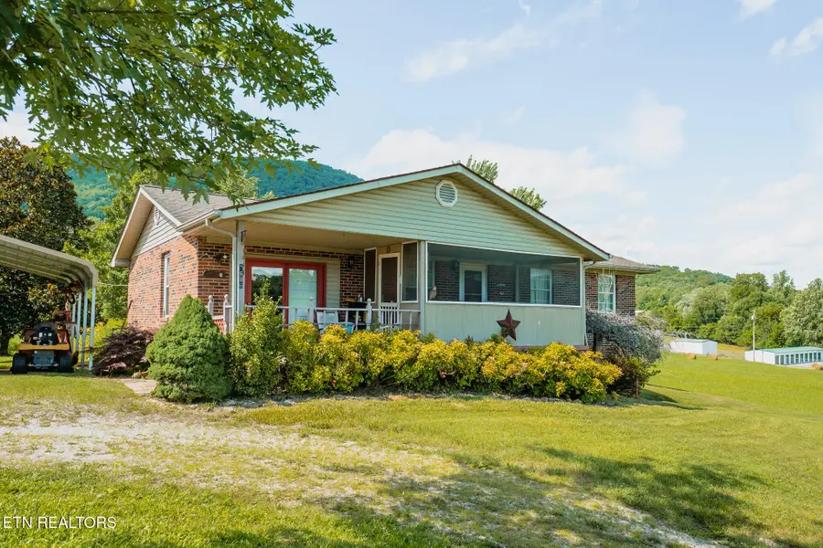 7686 Highway 63, Speedwell, TN 37870 - #3