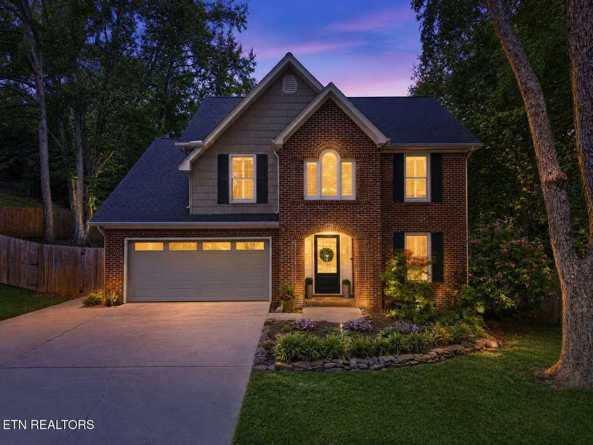 702 Knights Bridge Rd, Maryville, TN 37803 - #1