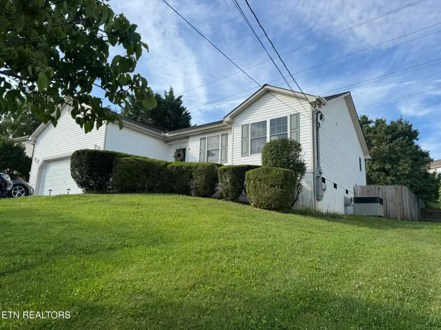 4512 Castleman Lane, Knoxville, TN 37921 - #2
