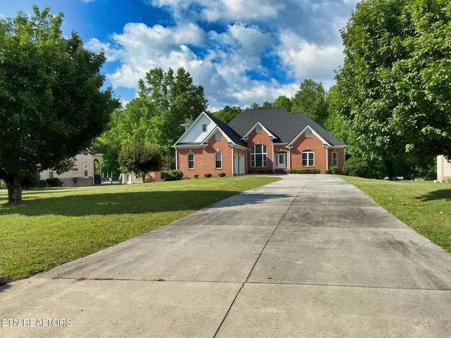 267 Paradise Lane, Jacksboro, TN 37757 - #2