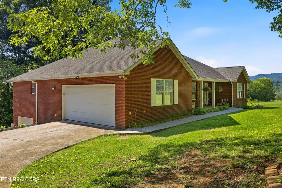 210 Bethel Church Rd, Townsend, TN 37882 - #2
