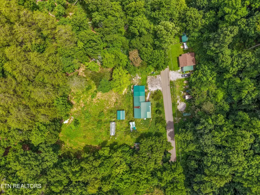 9122 Pickens Gap Rd, Knoxville, TN 37920 - #3