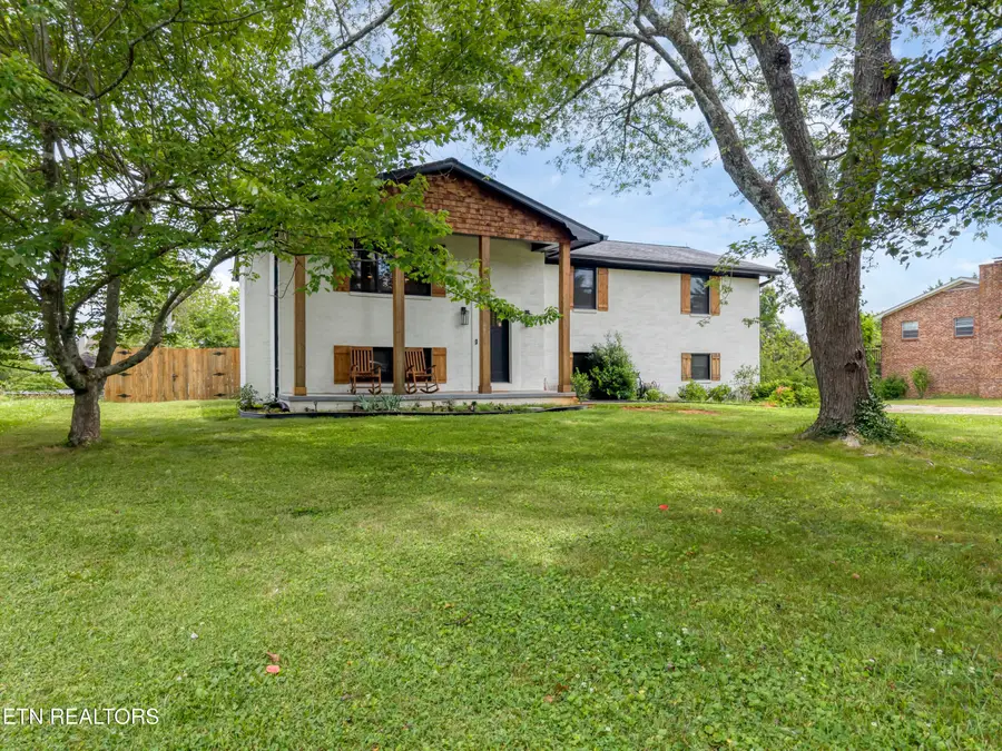 1207 Lenore Lane, Maryville, TN 37804 - #2