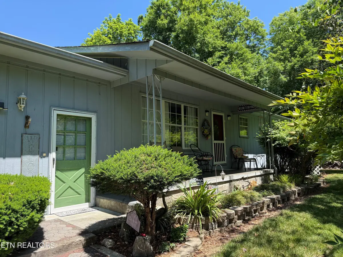 2360 Goldrush Rd, Pigeon Forge, TN 37863 - #1