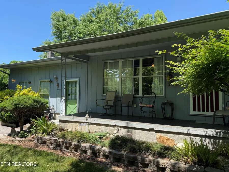 2360 Goldrush Rd, Pigeon Forge, TN 37863 - #2