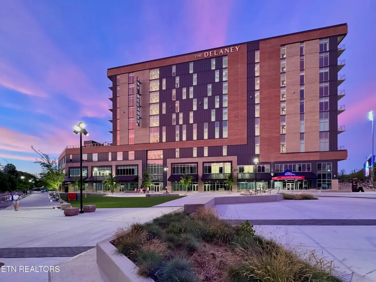 122 Stadium Way #916, Knoxville, TN 37915 - #1